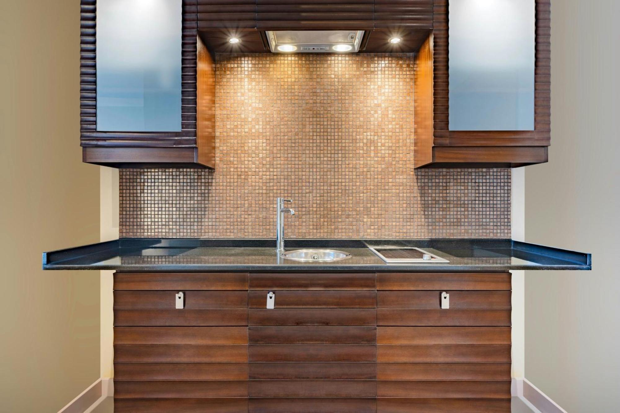 Qabila Westbay Hotel By Marriott Doha Ngoại thất bức ảnh A kitchen with a single-bowl sink